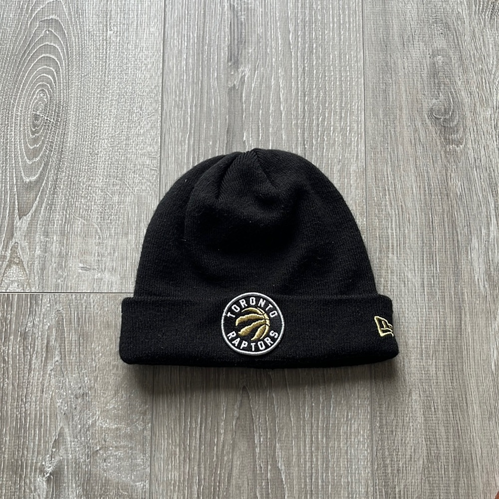 Toronto Raptors NBA Basketball Raised Cuff Team Knit Beanie Toque
